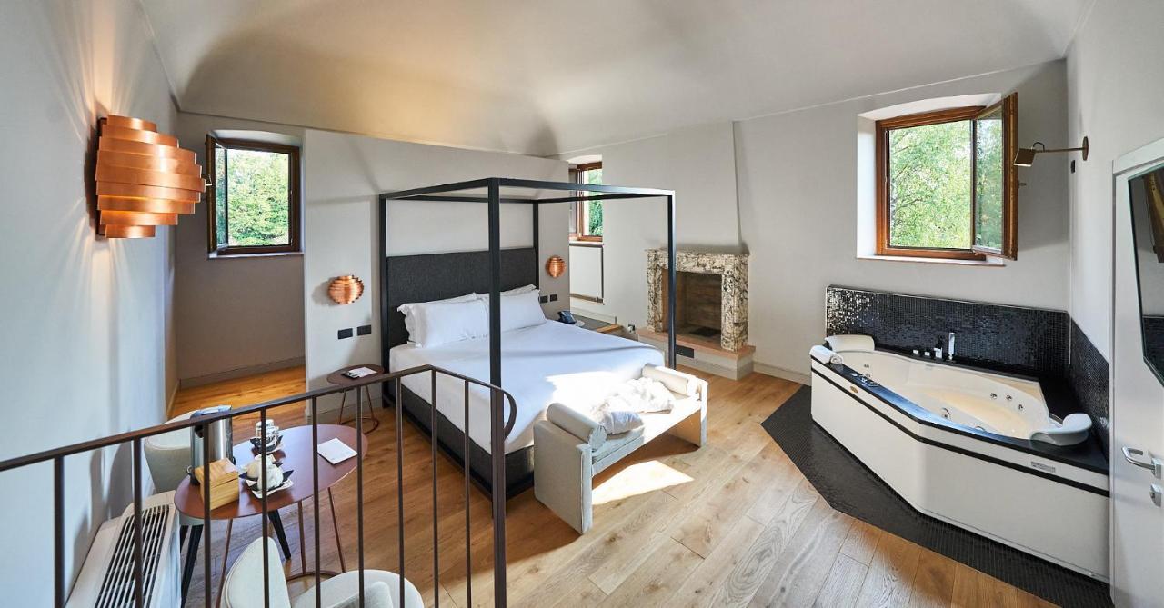 Отель Relais Cascina Era Сандильяно Экстерьер фото