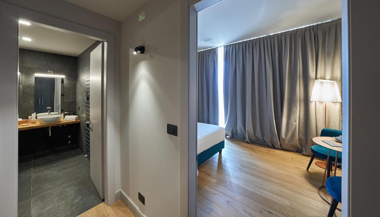 Отель Relais Cascina Era Сандильяно Экстерьер фото