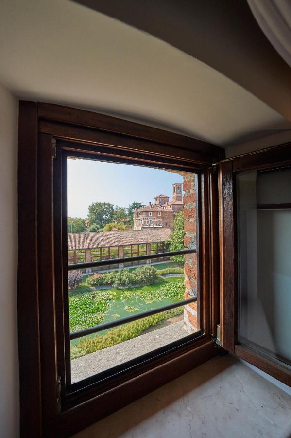 Отель Relais Cascina Era Сандильяно Экстерьер фото