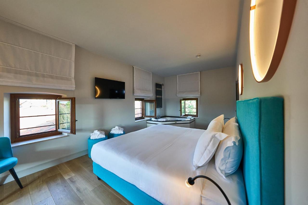 Отель Relais Cascina Era Сандильяно Экстерьер фото