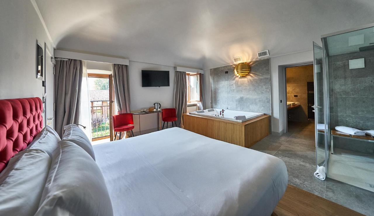 Отель Relais Cascina Era Сандильяно Экстерьер фото