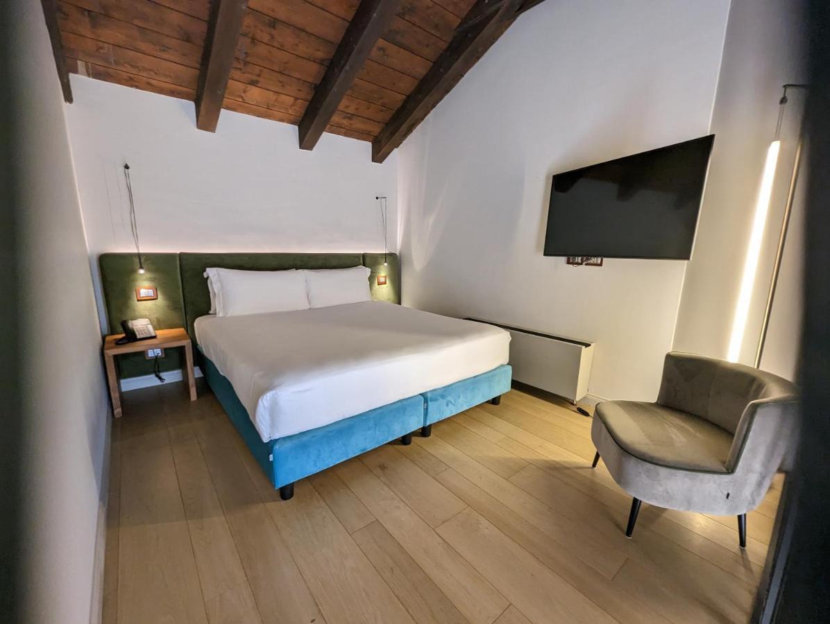 Отель Relais Cascina Era Сандильяно Экстерьер фото